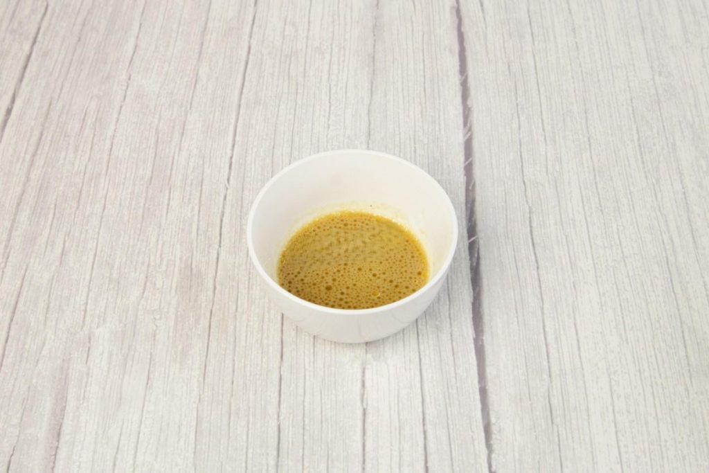 How to make the salad dressing